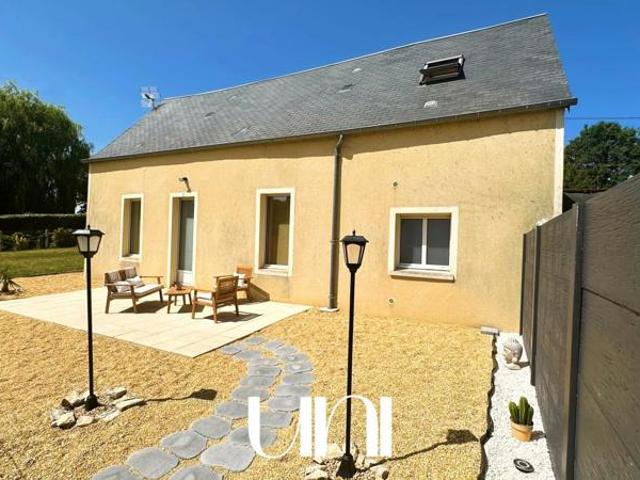 Maison 4 pièces de 82 m2 située à Bayeux