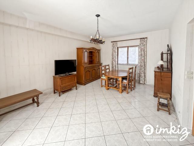 Maison 4 pièces de 85 m² offrant un beau potentiel