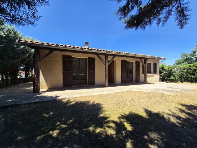 Maison 4 pièces de 91 m2 avec sous sol complet Le Péage de Roussillon Proche gare
