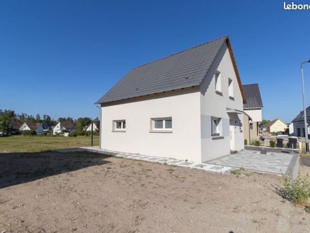 Maison 4 pièces de 95m² habitables sur 3,52 ares de terrain