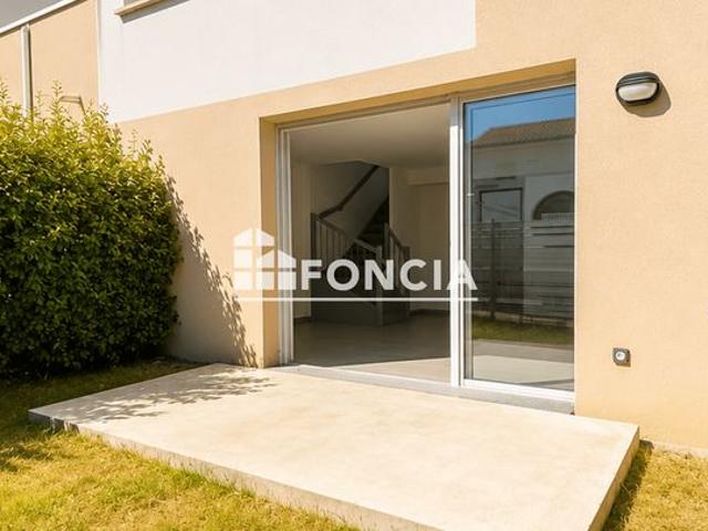 Maison 4 pieces en duplex avec deux parkings en sous sol