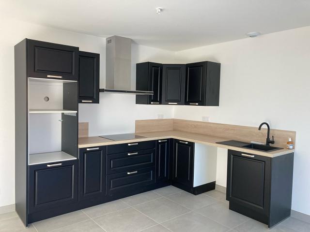 Maison 4 pièces Ferrières 85.00m² 1000€ à louer l'Adresse