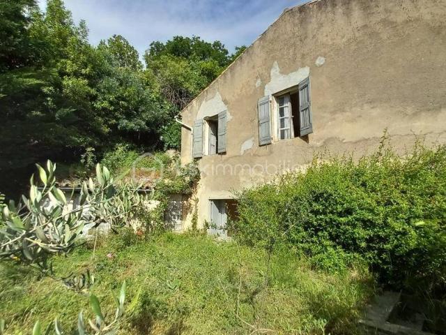 Maison 4 pièces jardin travaux