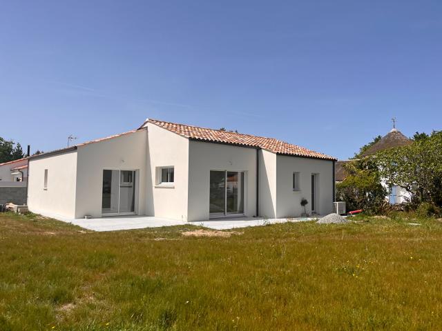 Maison 4 pièces Le Fenouiller 90.09m² 1295€ à louer