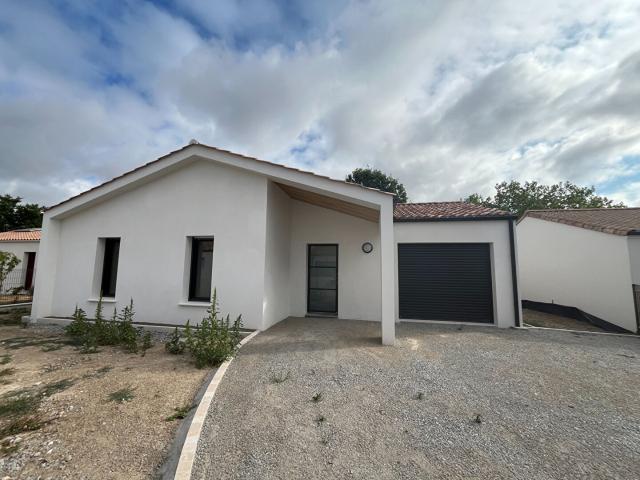 Maison 4 pièces Le Poiré sur Vie 101.40m² 1100€ à louer