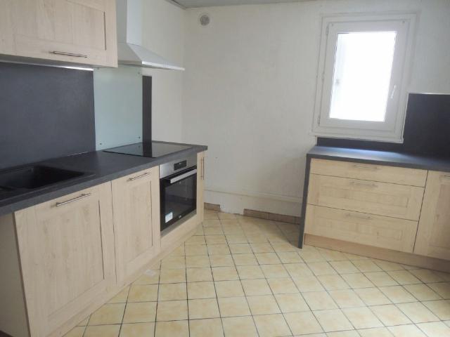 Maison 4 pièces Marguerittes 98.35m² 675€ à louer l'Adresse