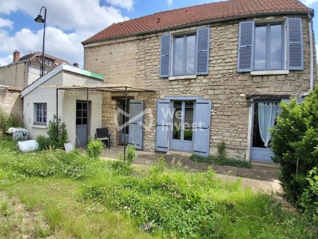 Maison 5 pièces Mery / Oise 72m² Quartier Centre ville