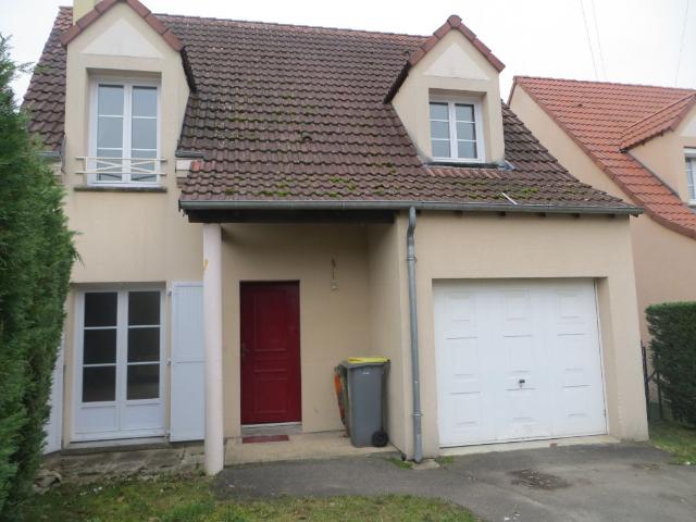 Maison 4 pièces Saint Jean de Braye 97.00m² 935€ à louer