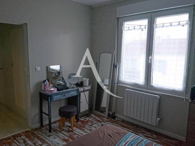 Maison 4 pièces Saintes 65.00m² 810€ à louer l'Adresse