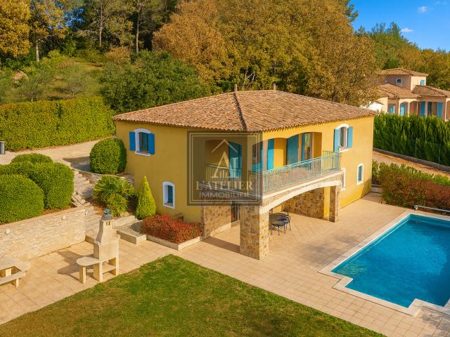 MAISON 4 PIÈCES + T2 INDÉPENDANT — 137 m2 — 2 505 m2 — PISCINE