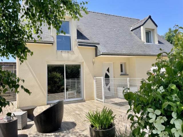 MAISON 4 PIÈCES + TERRAIN 1360 M2, PROCHE LANVOLLON CÔTES D