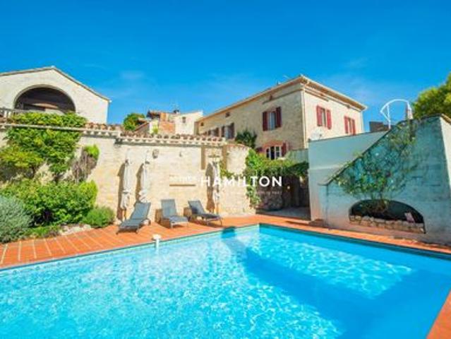 Maison 506 m2 livers cazelles