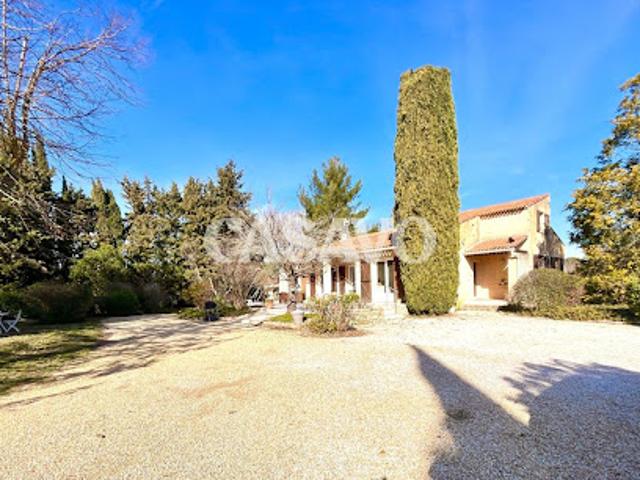 Maison avec jardin et terrasse