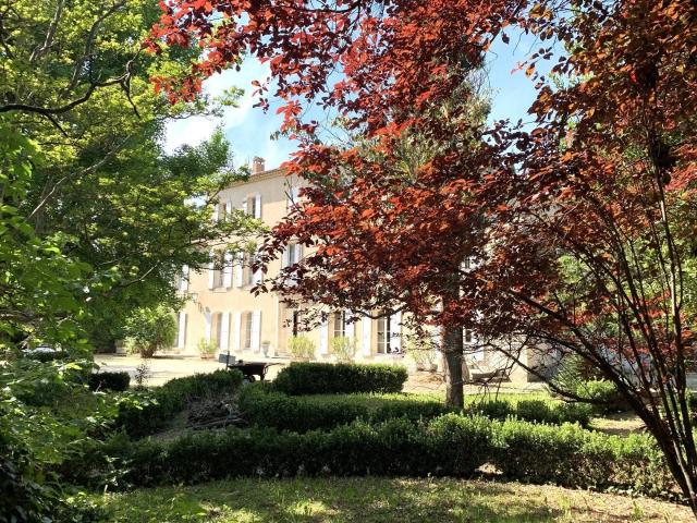 Maison 500 m2 Avignon