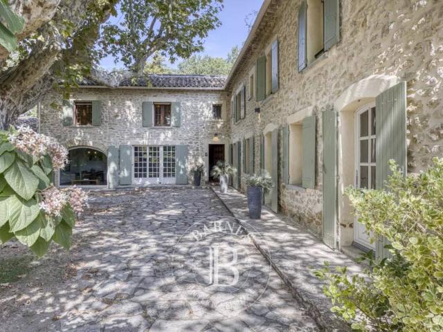 Maison 500 m2 Vacqueyras