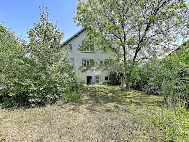 Maison avec jardin