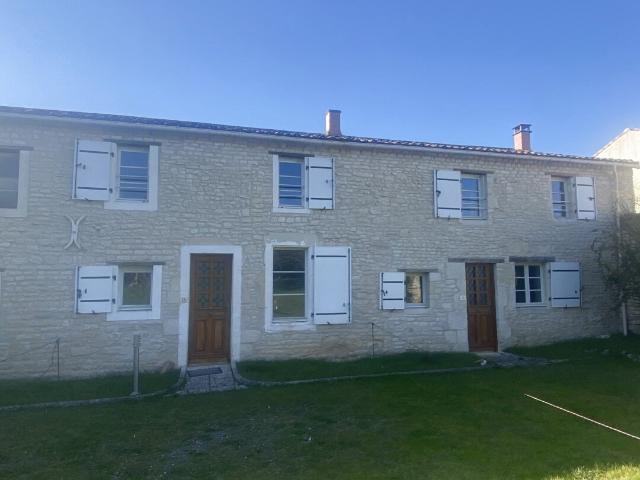 MAISON 50 M2 AVEC JARDIN