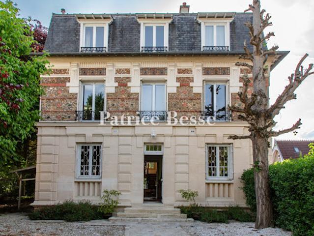 Maison avec jardin et terrasse
