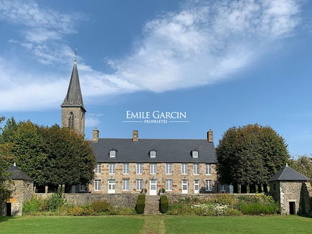 Maison avec jardin et terrasse