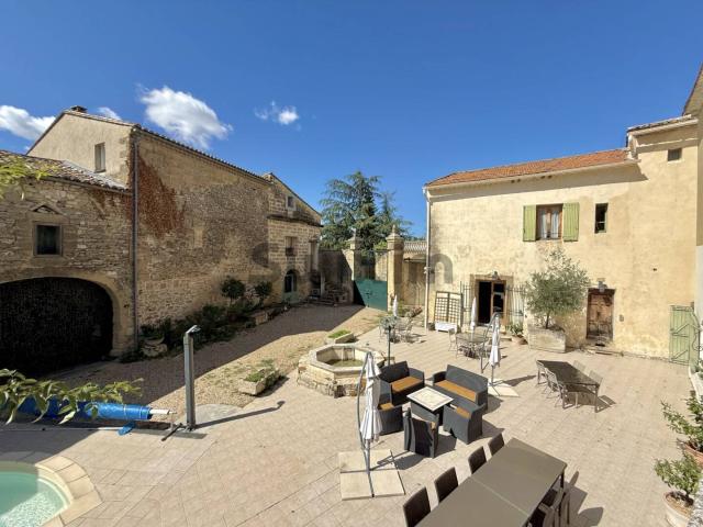 Maison 510 m2 Uzes