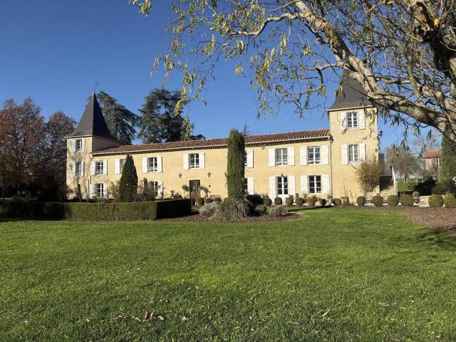 Maison 520 m2 Condom