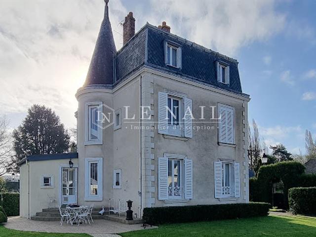 Maison avec piscine et jardin