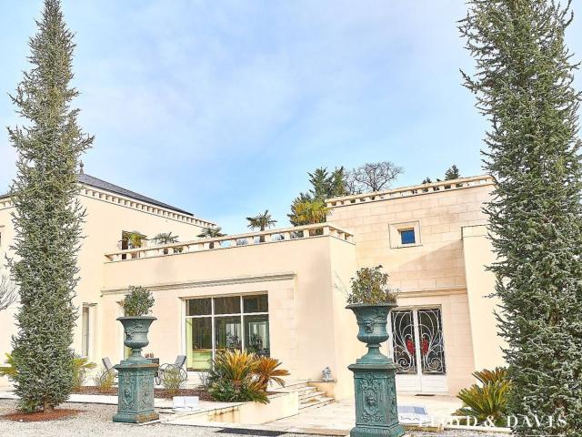 Maison 581 m2 Saint Cyr sur Loire