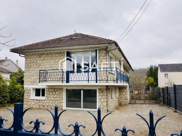 Maison familiale lumineuse avec jardin