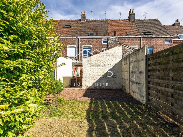 Maison 5 chambres terrasse et jardin