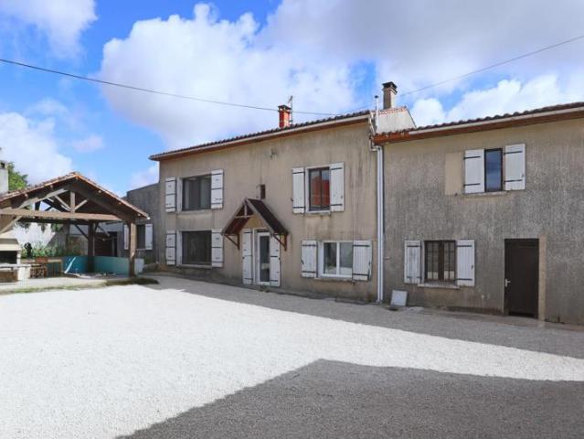 Maison 5 chambres avec garage + atelier/grange + gite