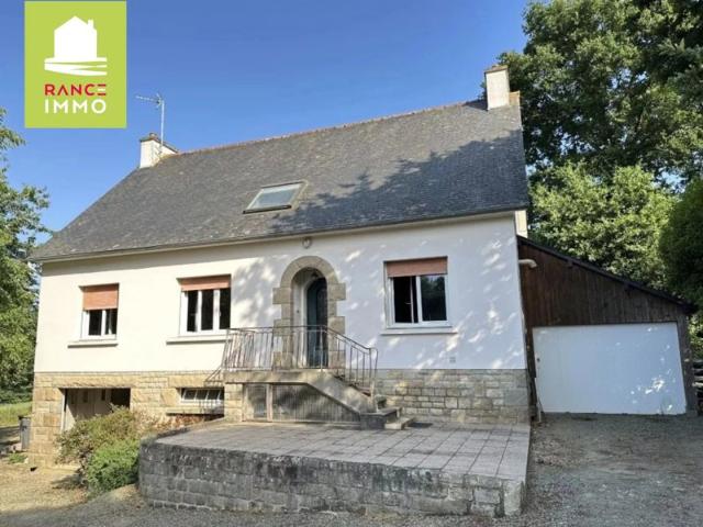 Maison 5 chambres avec grand terrain – Proche Dinan