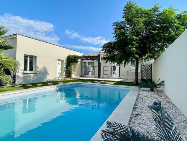 Maison 5 chambres avec piscine Secteur calme à Mirepeisset