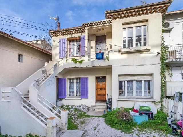 Maison 5 chambres et 2 appartements à Toulon Est 126m² Toulon