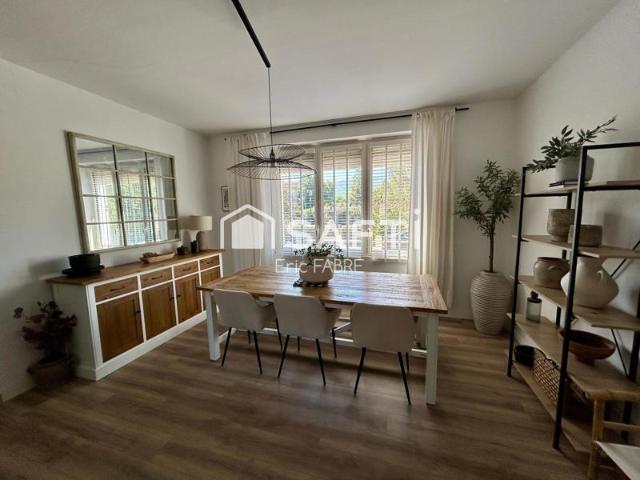 Maison 5 chambres Salon Cuisine Jardin