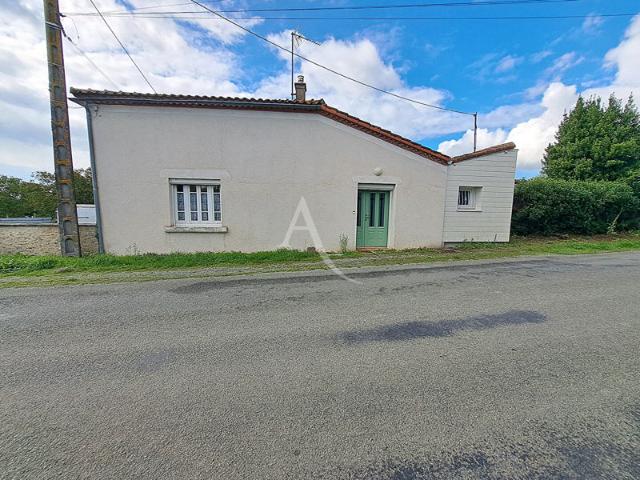 Maison 5 pièces sur la commune de MOUCHAMPS !