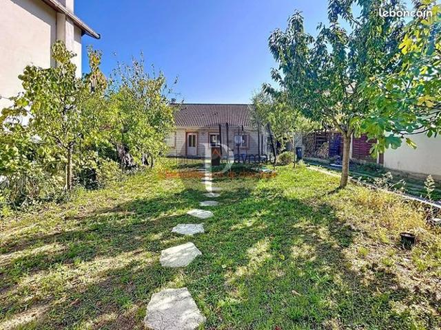 Maison 5 pièces 104 m²