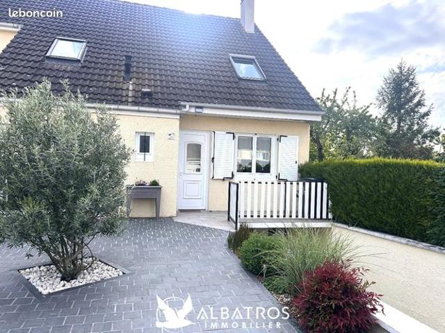 Maison 5 pièces 104 m²