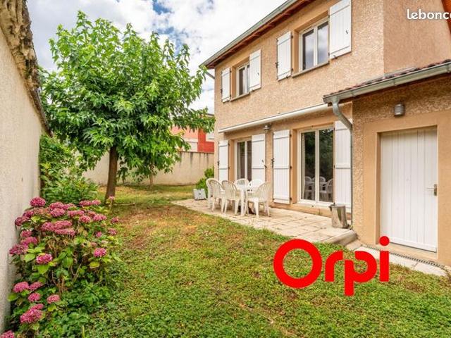 Maison 5 pièces 104 m²