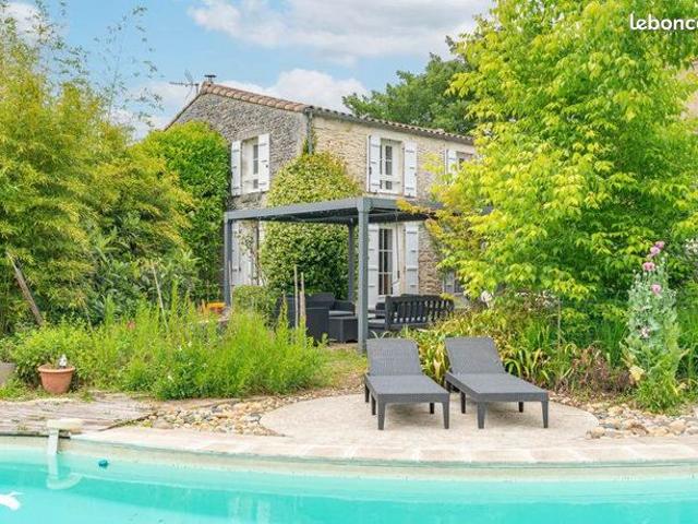 Maison 5 pièces 104 m²