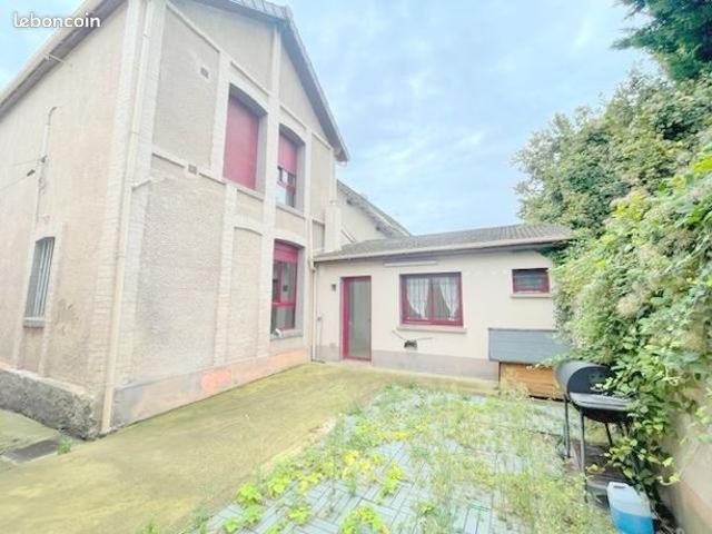 Maison 5 pièces 104 m²