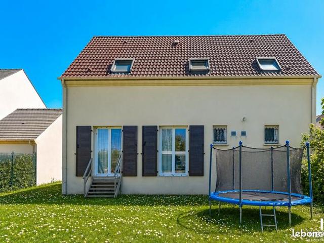 Maison 5 pièces 104 m²