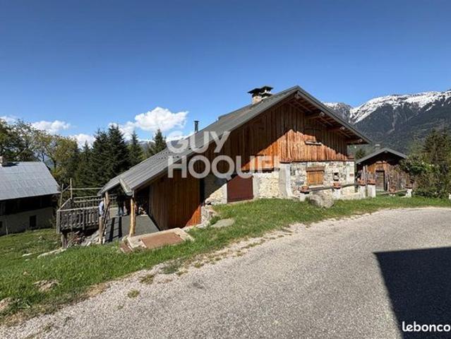 Maison 5 pièces 104 m²