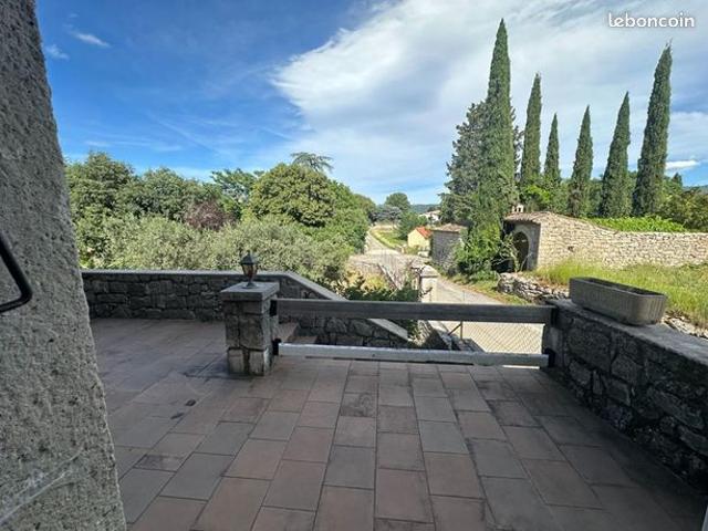 Maison 5 pièces 104 m²