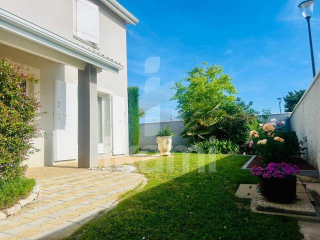 Maison 5 pièces 104 m²