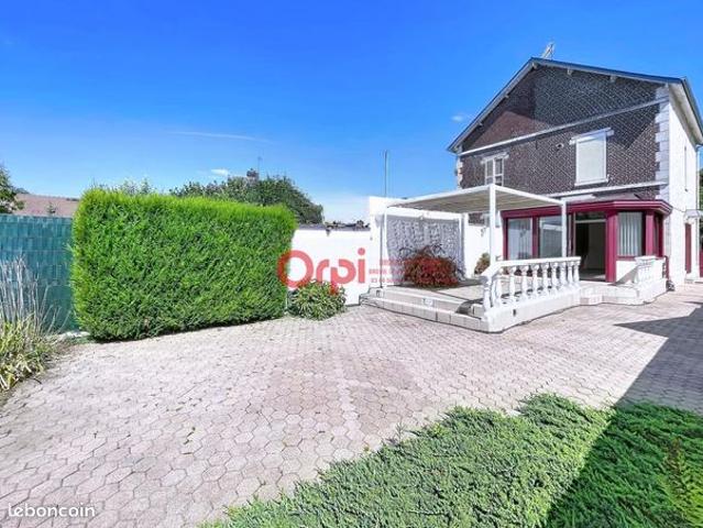 Maison 5 pièces 104 m²