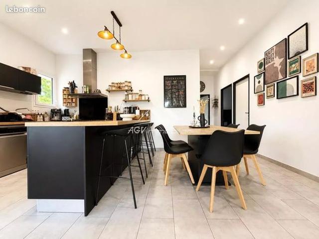 Maison 5 pièces 104 m²