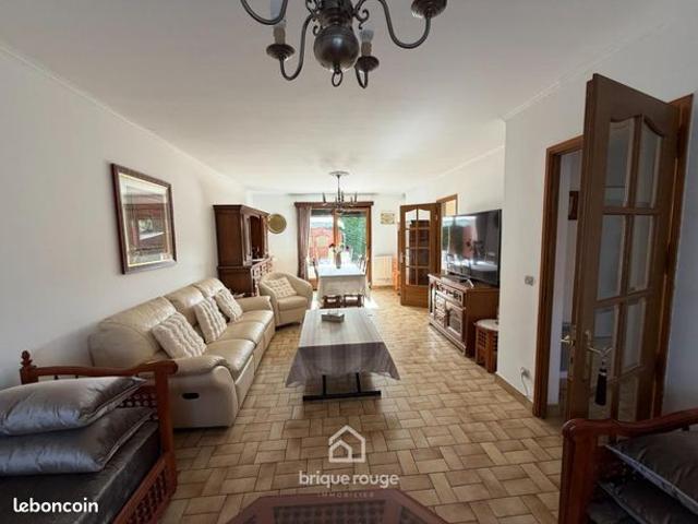 Maison 5 pièces 104 m²