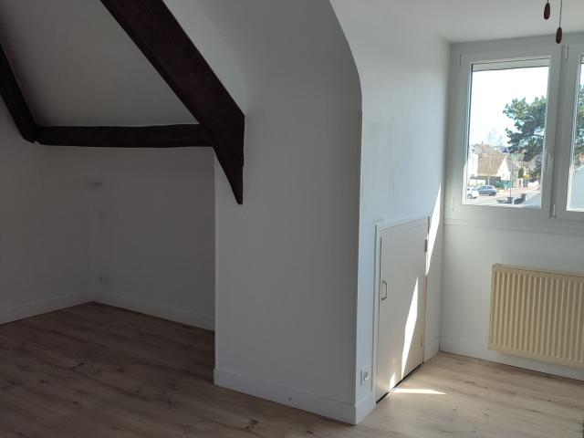 Maison 5 pièces, 104 m² à louer à Ifs 14123