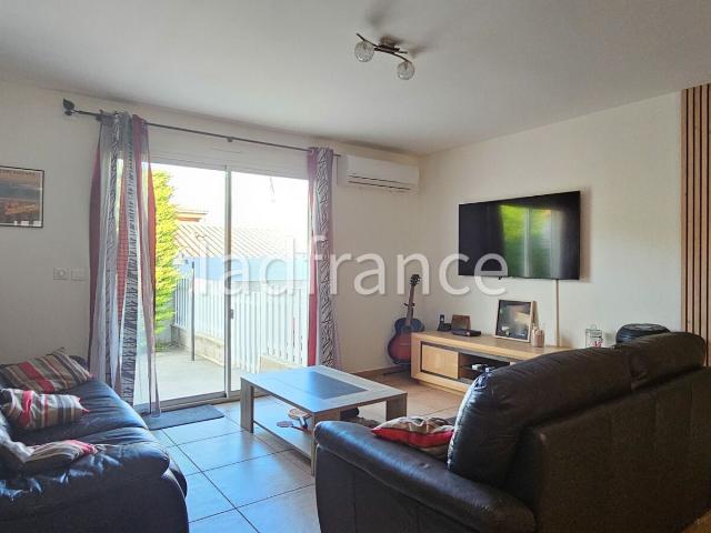 Maison 5 pièces, 104 m² à louer à Ponteilla 66300