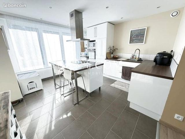 Maison 5 pièces 105 m²